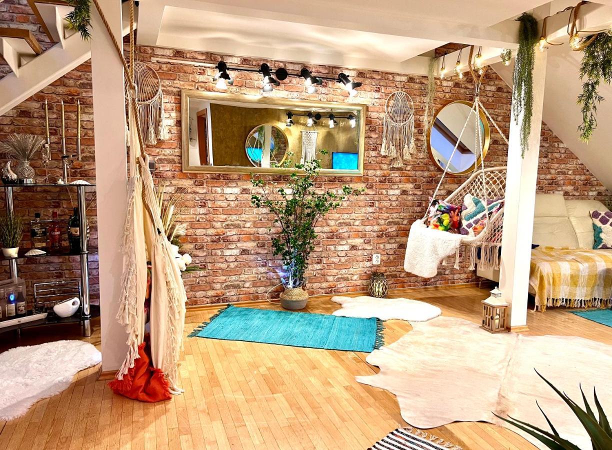 Duplex 2 With Quiet Terrace On Wenceslas Square Appartamento *